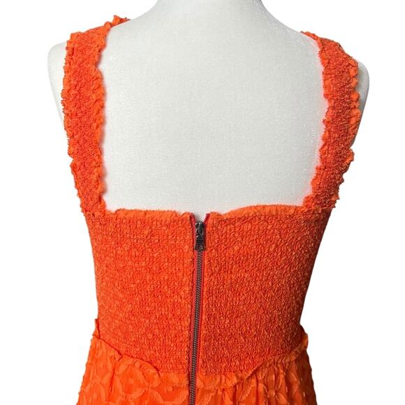Alice + Olivia Neva Silk Blend Smocked Tiered Maxi Dress Size 4 - Picture 6 of 15